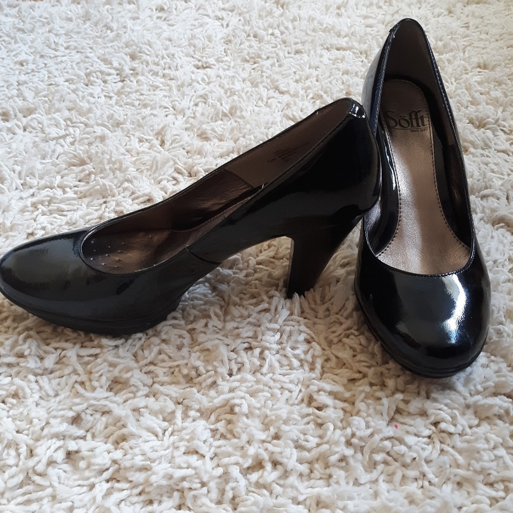 Sofft patent pumps
